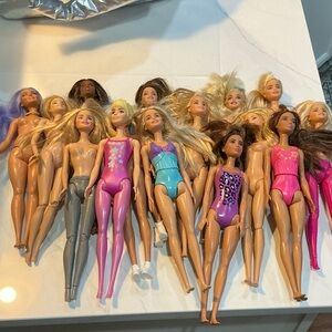 Barbies Lot of 15 (Mattel)